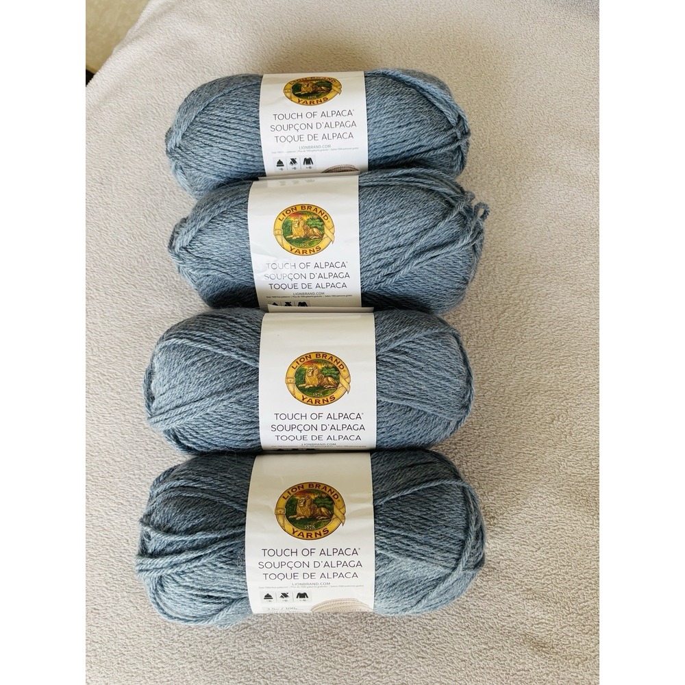 New Lion Brand Touch of Alpaca 4 Skeins Same Dye Lot Dusty Blue Knitting Crochet